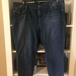 Torrid jeans (not jegging) reg